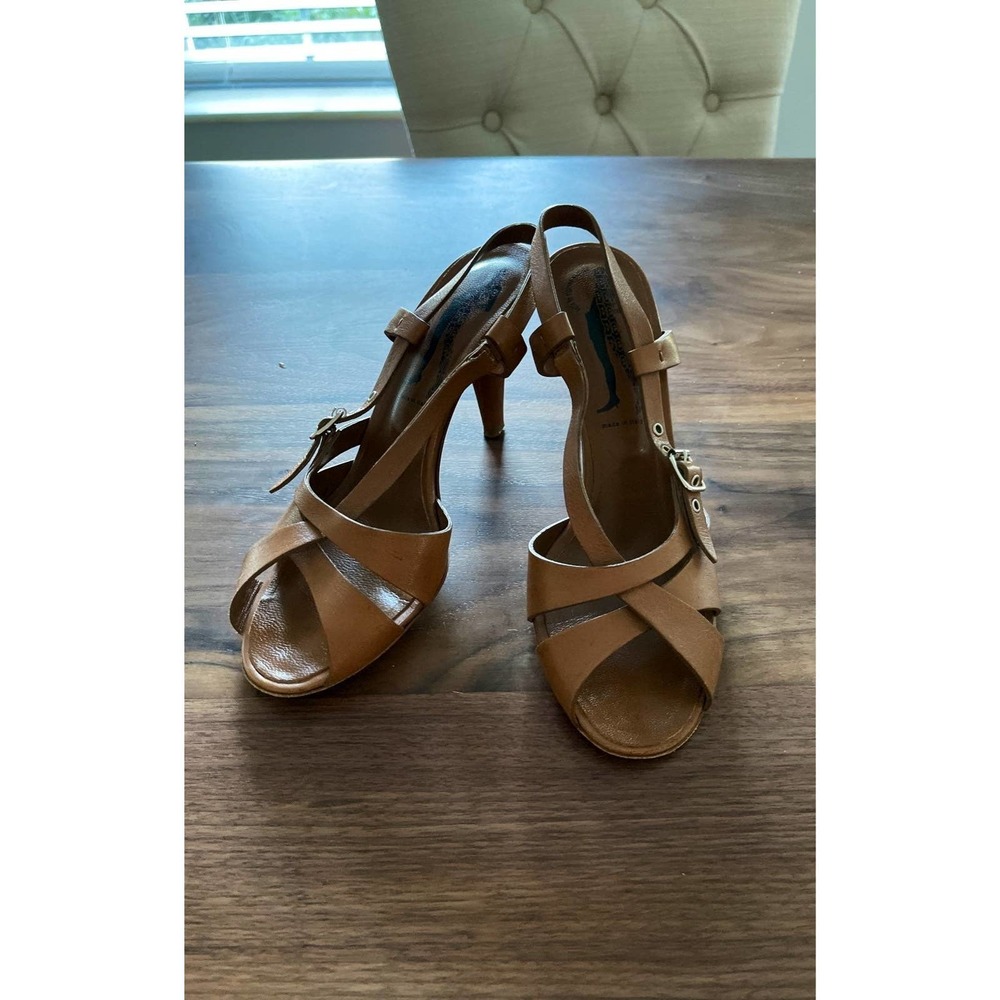 Belle by Sigerson Morrison Heels Tan